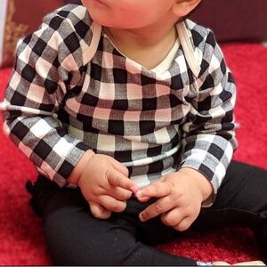 [Old Navy] Red Plaid and Buffalo Check Black and White Long Sleeve Bodysuit Set